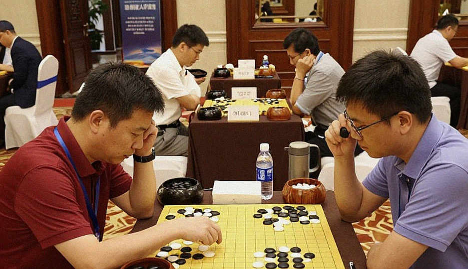 ষাট মিনিটের স্ক্যান্ডিনেভিয়ান: কোর্সের দাবি আর বোর্ডের খাতা